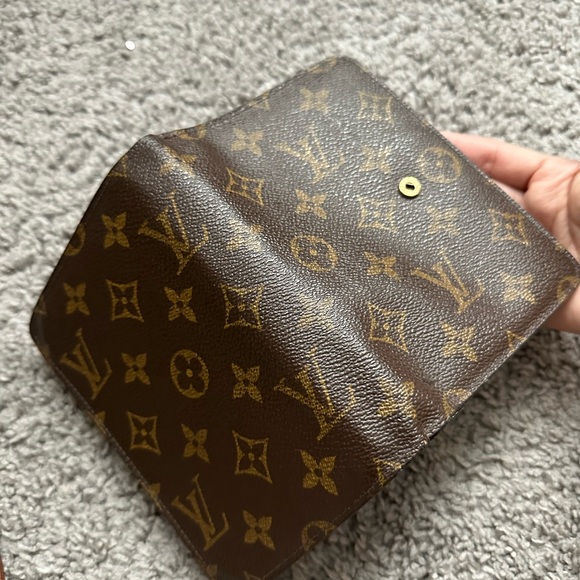 LV COMPACT WALLET MM SIZE - Picture 8 of 9